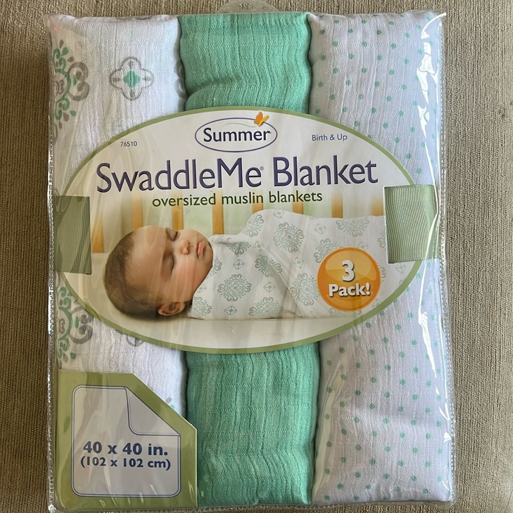3 pack of muslin blankets